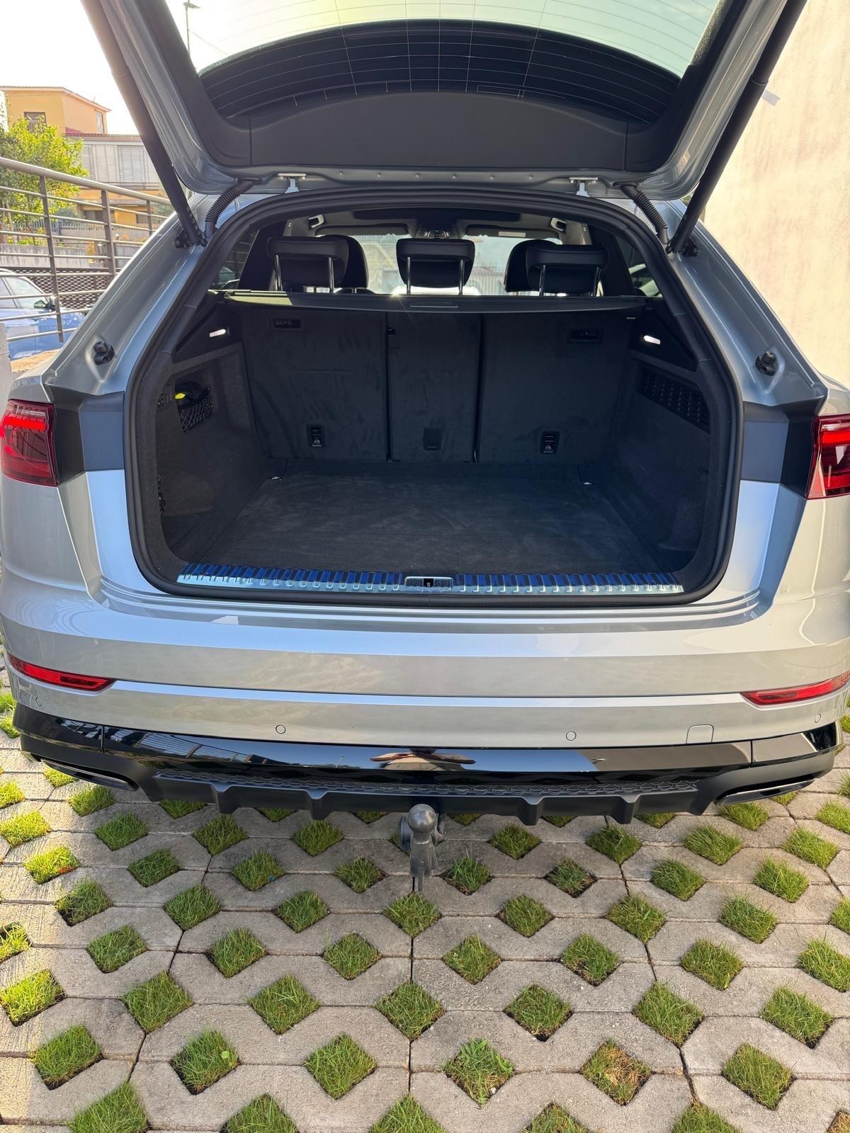Audi Q8 SUV 45 TDI quattro tiptronic S line edition