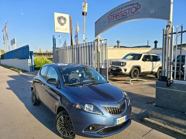 Lancia Ypsilon 1.0 FireFly 5 porte S&S Hybrid UnYc
