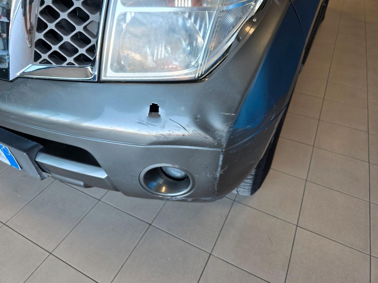 Nissan Pathfinder 2.5 dCi LE