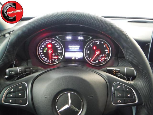 MERCEDES-BENZ GLA 200 d Automatic 4Matic Business