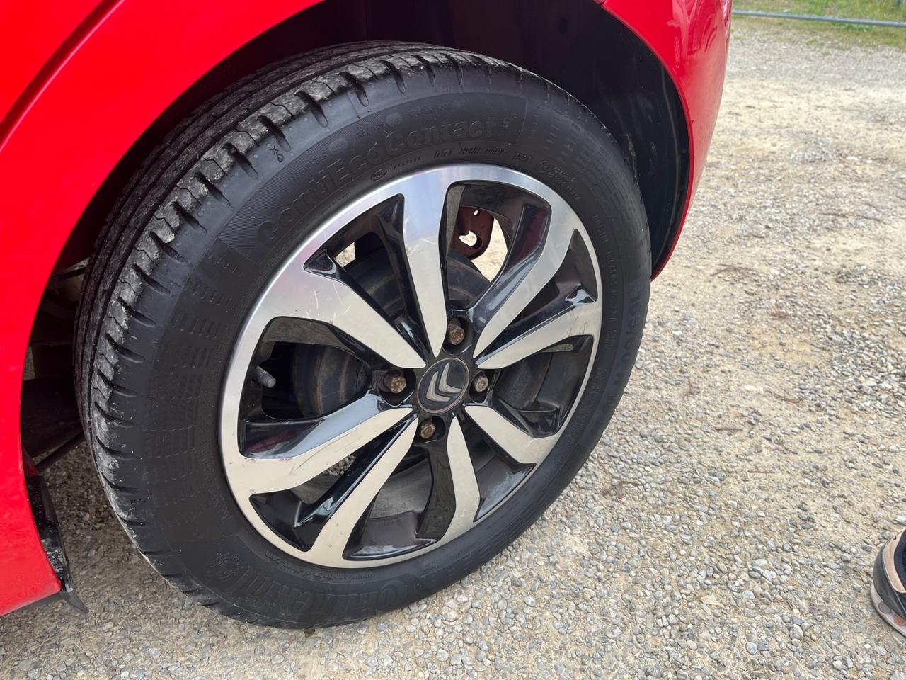 Citroen C1 2016 1.0 VTi 68 5 porte Shine