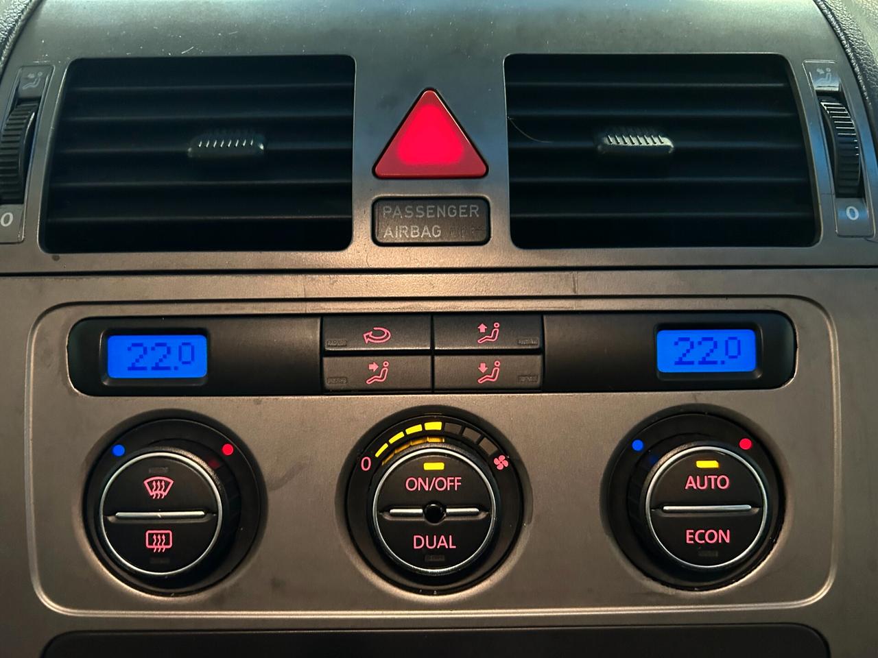 Volkswagen Touran TrendLine 1.9 TDI 7posti-DETTAGLI IN DESCRIZIONE