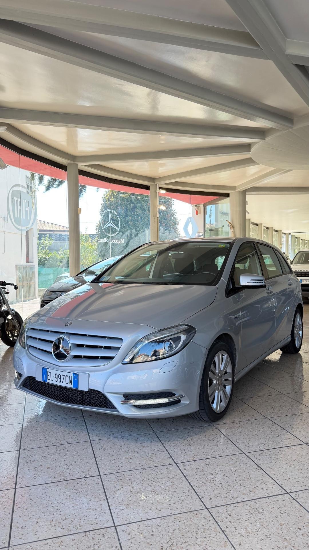 Mercedes-benz B 180 CDI BlueEFFICIENCY Premium