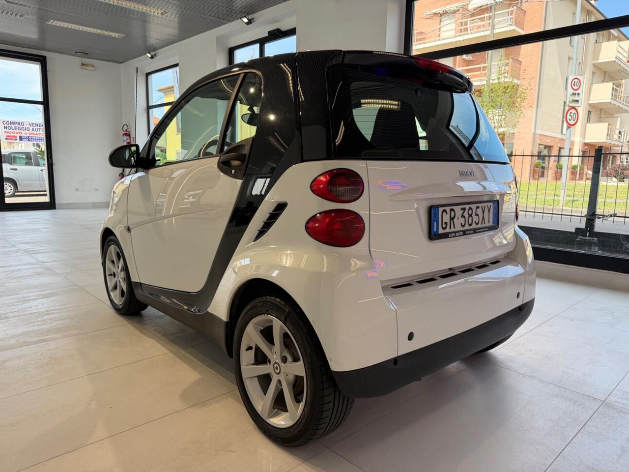 Smart ForTwo 1000 62 kW coupé pulse