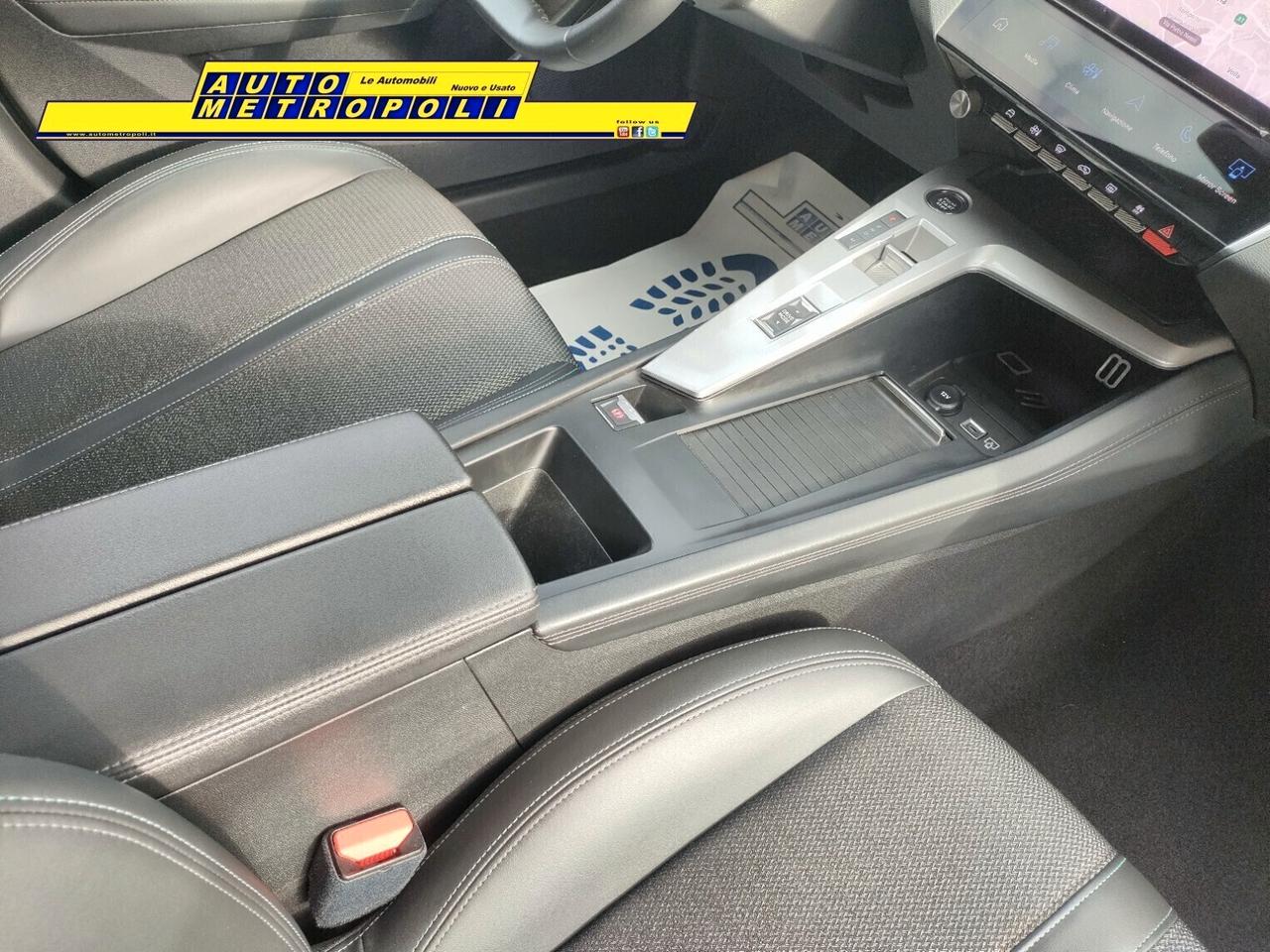 Peugeot 308 1.5 BlueHDi EAT8 Allure (Berlina)