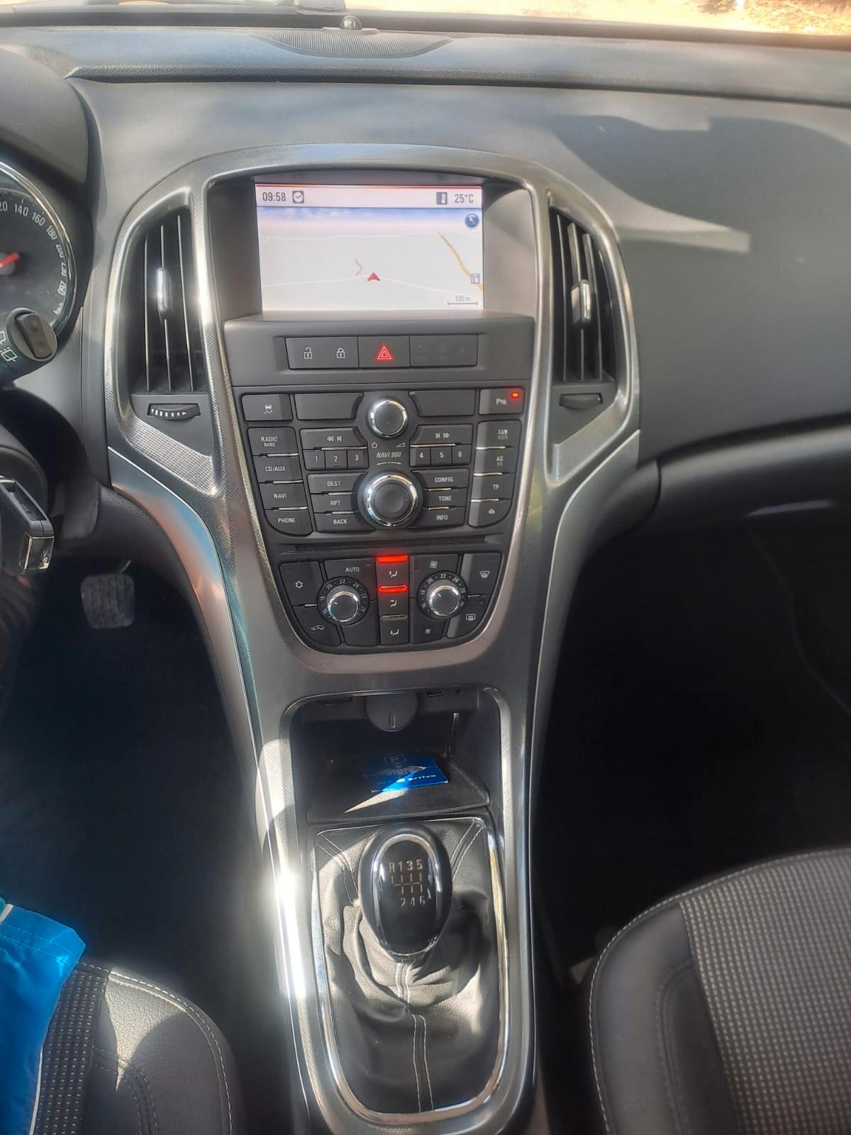 Opel Astra 1.4 Turbo 140CV 5 porte Cosmo km 118mila