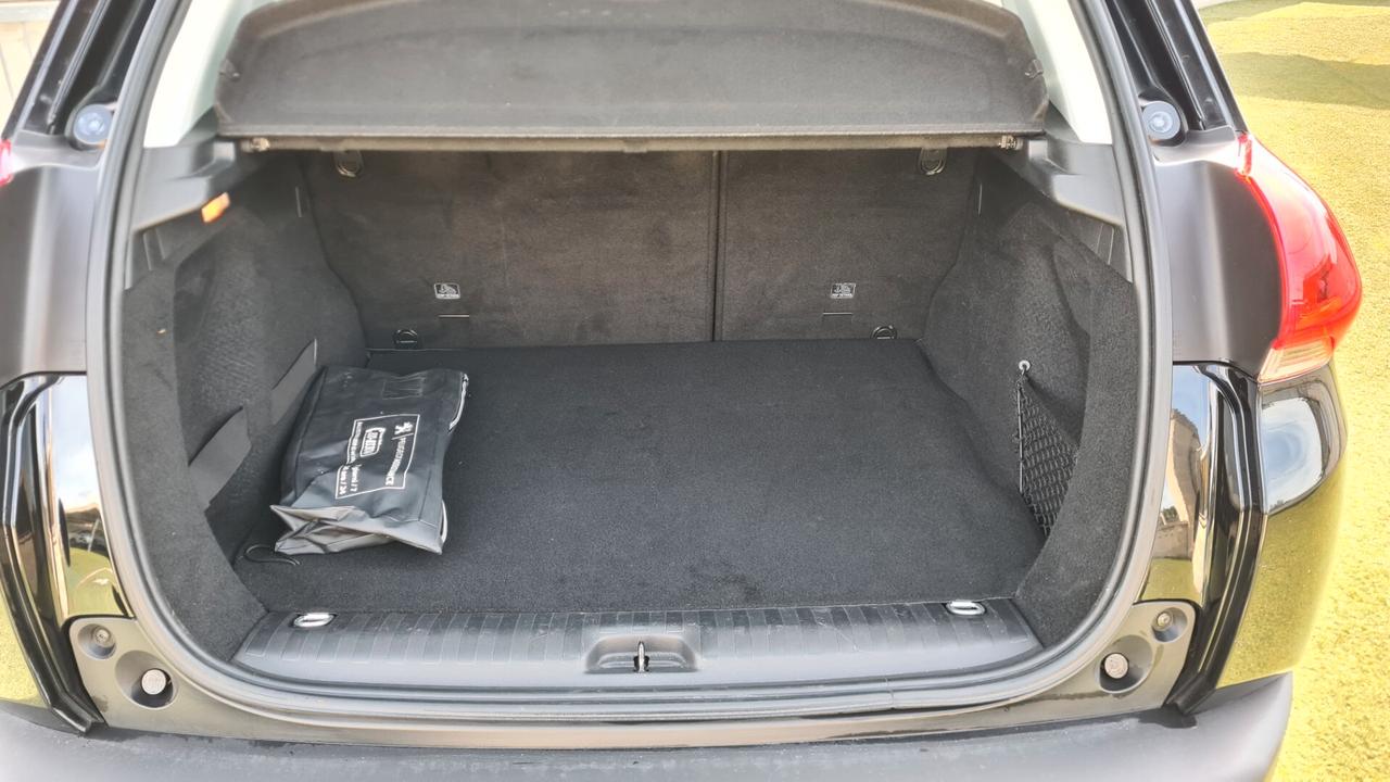 Peugeot 2008 1.6 BlueHDi 75 Active 2015 NEOPATENTATI