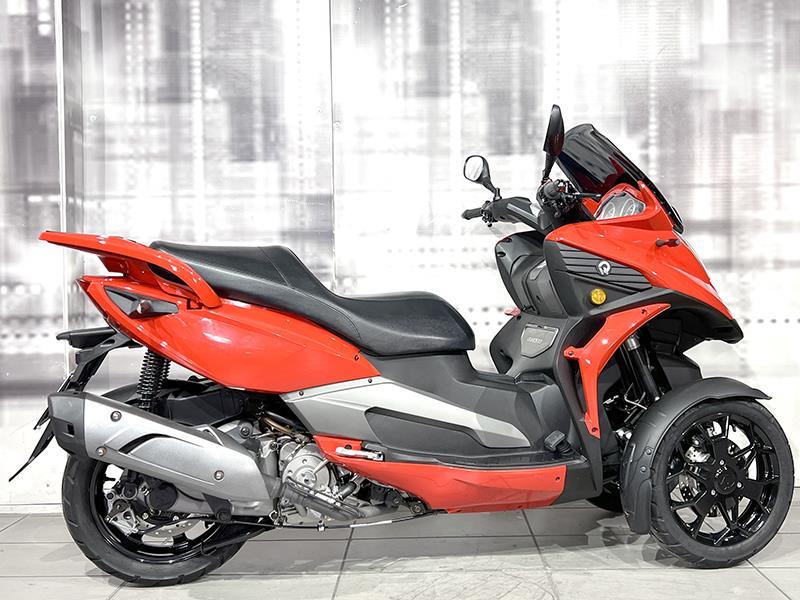 Quadro QV3
