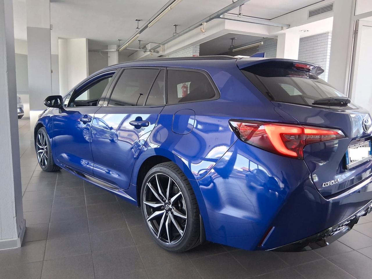 Toyota Corolla GR SPORT 1.8 Hybrid Touring Sports
