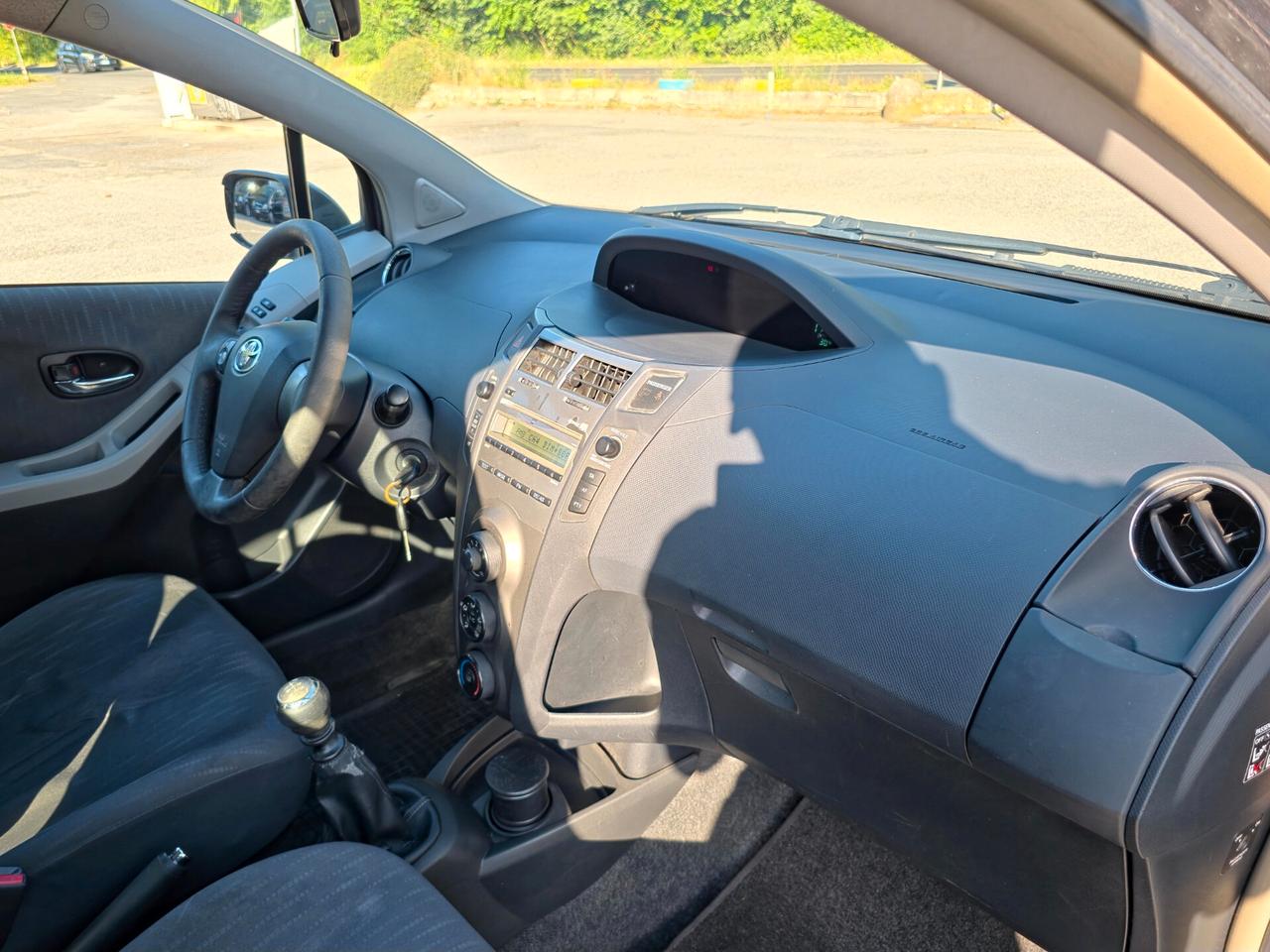 Toyota Yaris 1.4 D-4D DPF 5 porte CV-90 E4 Manuale NEO 2009