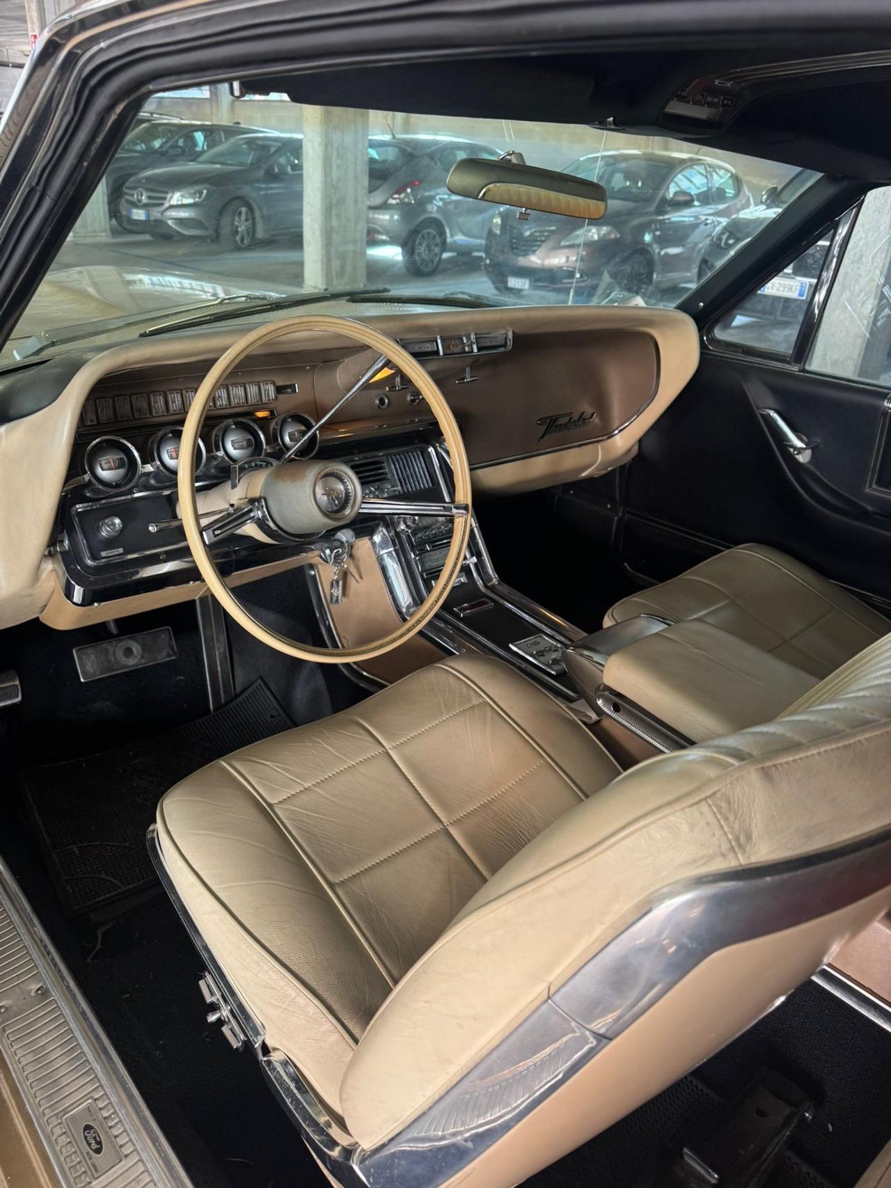 Ford Thunderbird 6.4 V 8 benzina pochi km