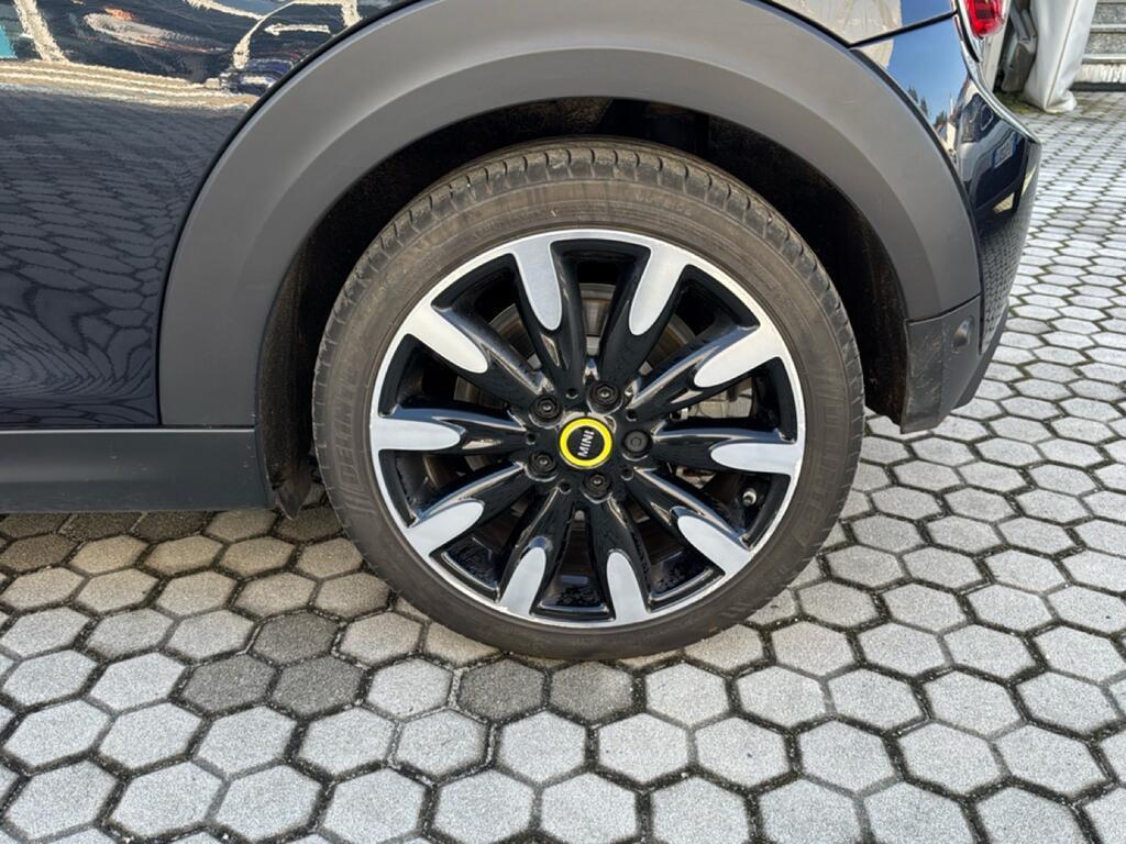 Mini Cooper SE 3p Yours auto