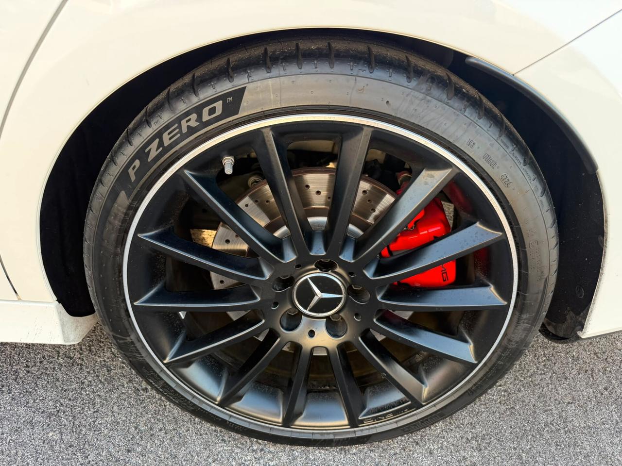 Mercedes-benz CLA 250 35 AMG 4Matic