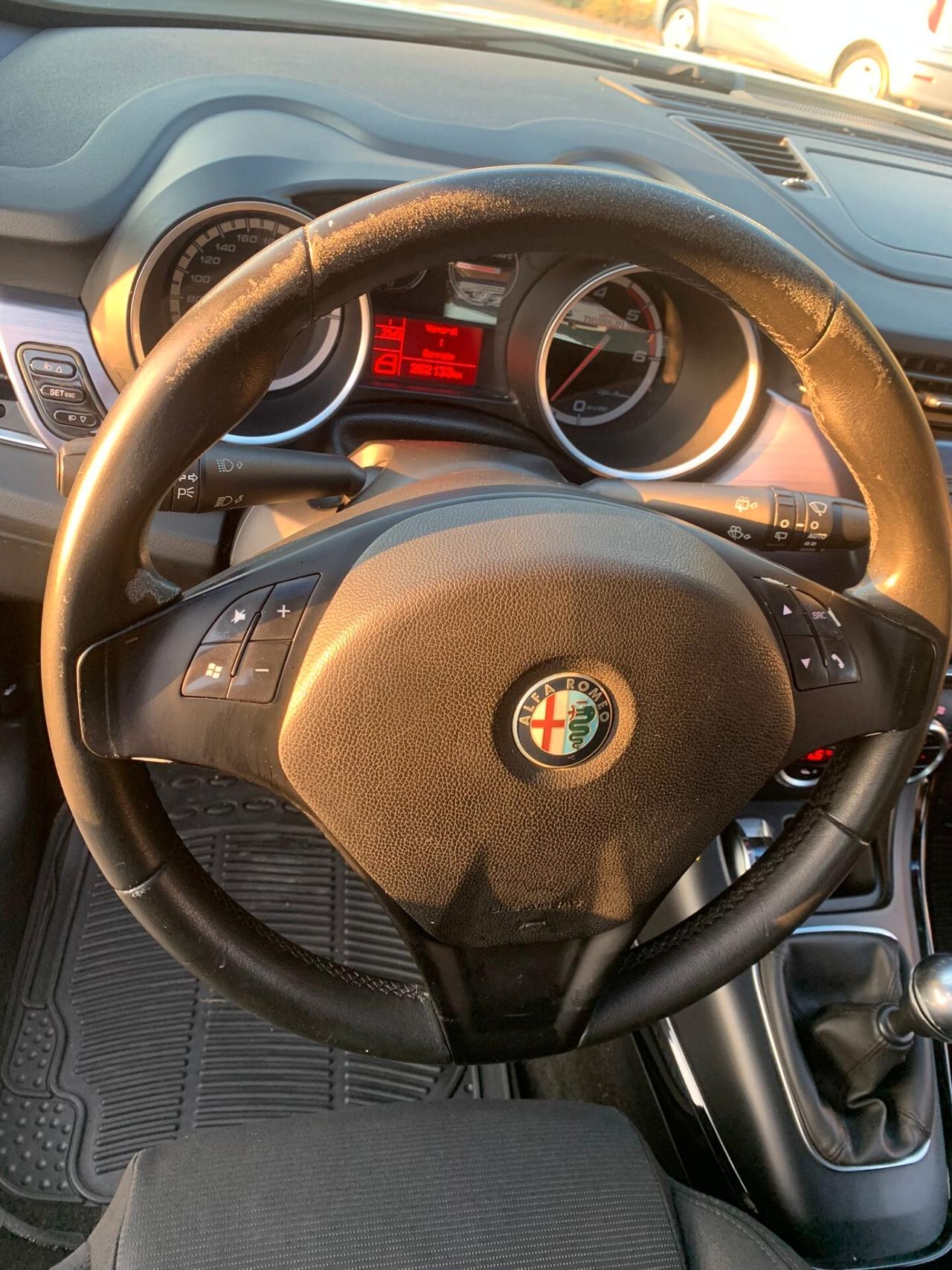 Alfa Romeo Giulietta 2.0 JTDm-2 140 CV Distinctive