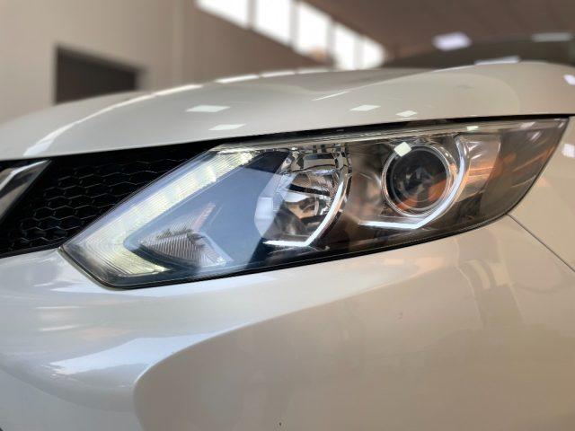 NISSAN Qashqai 1.2 DIG-T Acenta