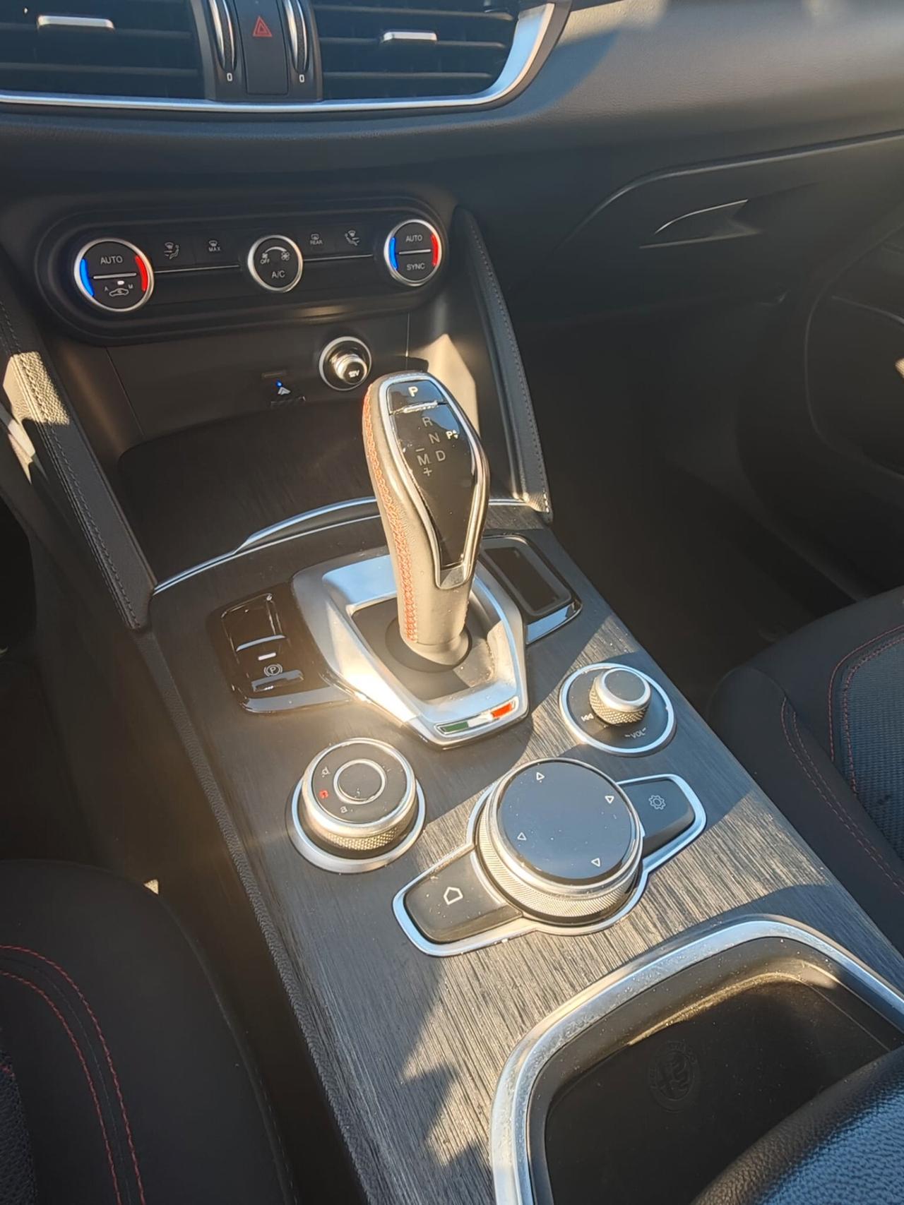 Alfa Romeo Stelvio 2.2 Turbodiesel 160 CV AT8 -PERFETTA-