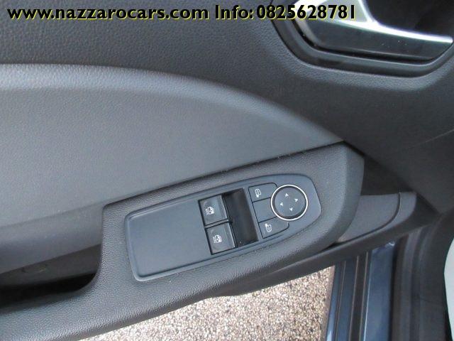 RENAULT Clio TCe 100 CV 5 porte Business NAVIG