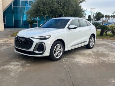 Audi Q5 Spb Sline quattro possibilità noleggio no scoring