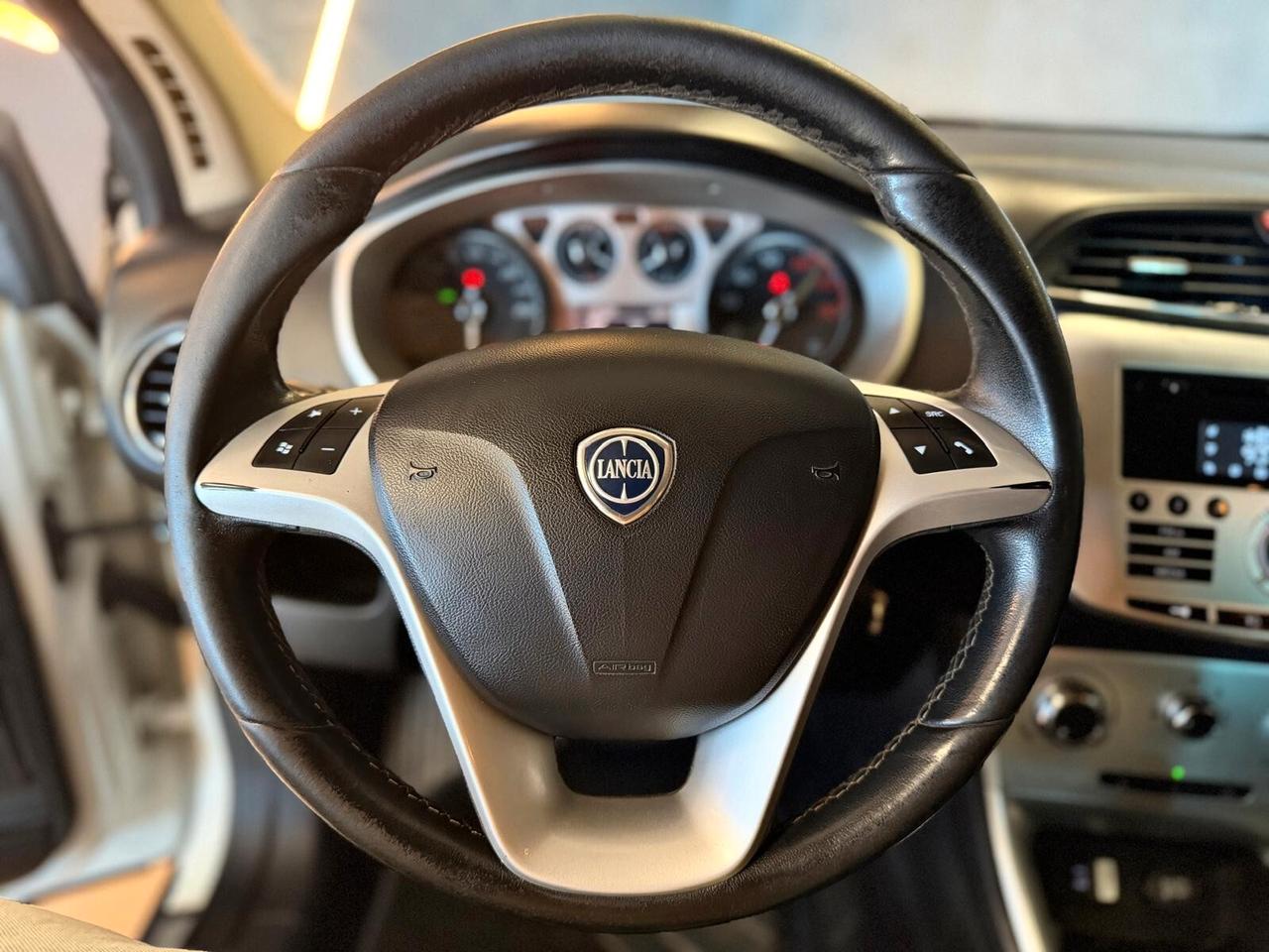 Lancia Delta 1.4 T-Jet 120 CV Silver Ecochic GPL