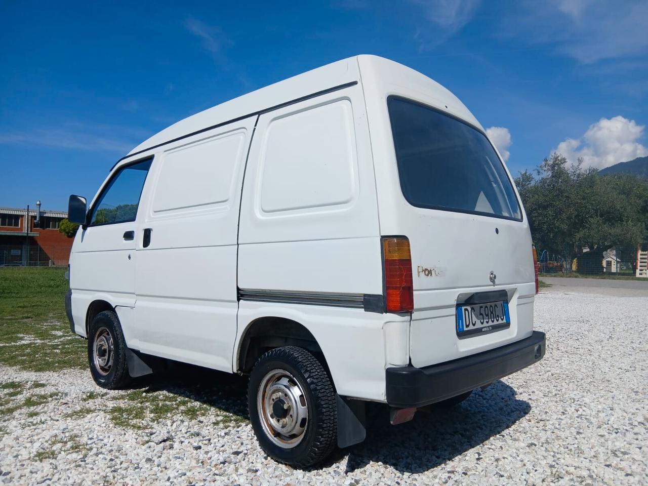 Piaggio Porter 1.3i 65CV 4x4 Cabinato