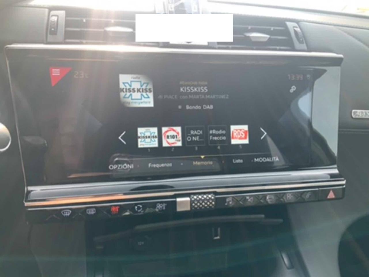 DS 7 CROSSBACK 1.5 BLUEHDI 130CV AUT. GRAND CHIC ( FARI LED - COCKPIT - CRUISE - PELLE - NAVI - MIRROR - PDC - TELECAMERA POST. - CERCHI 20 )
