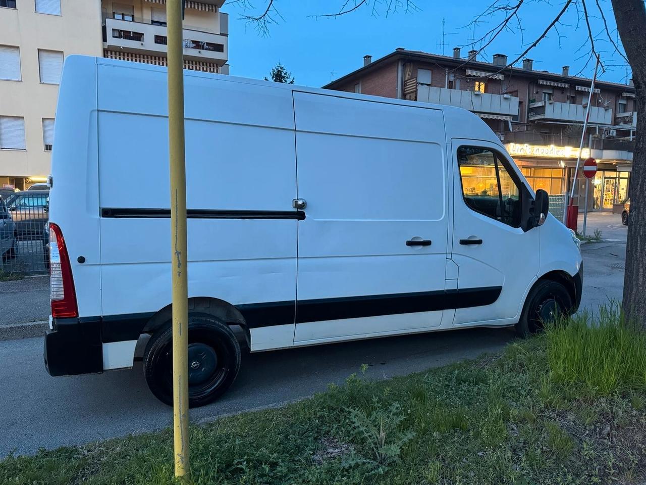 Opel Movano F35 2.3 CDTI 130CV NEOPATEN GARANZIA 12 MESI