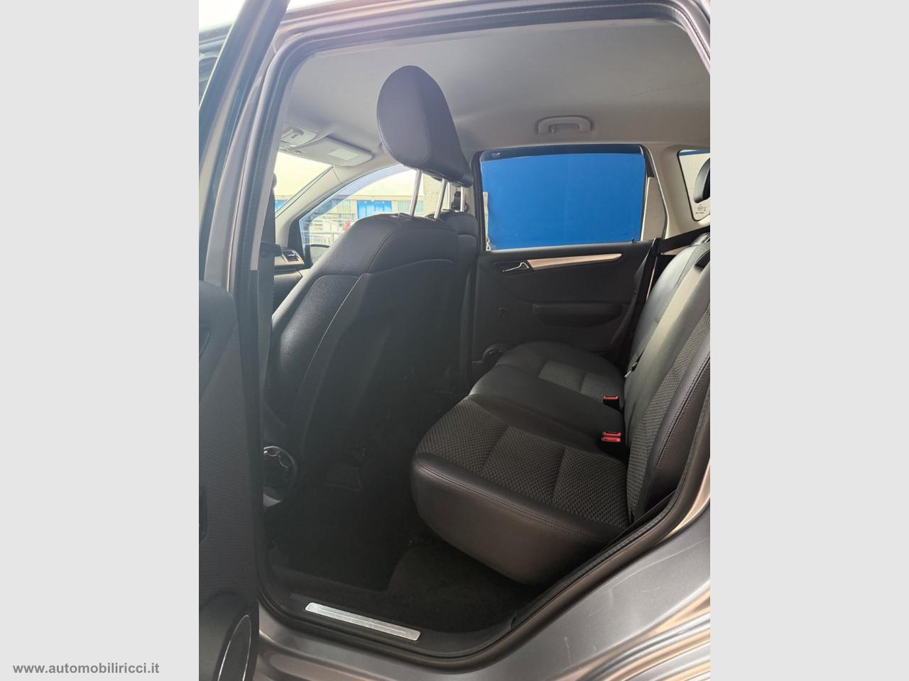 MERCEDES-BENZ A 160 BlueEFFICIENCY