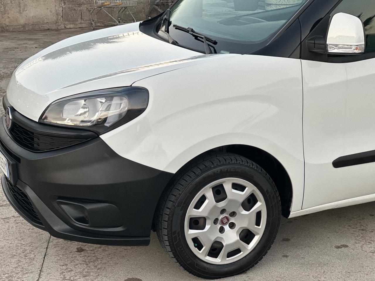 Fiat Doblò 1.4 Natural Power 120cv Cargo Maxi 2019