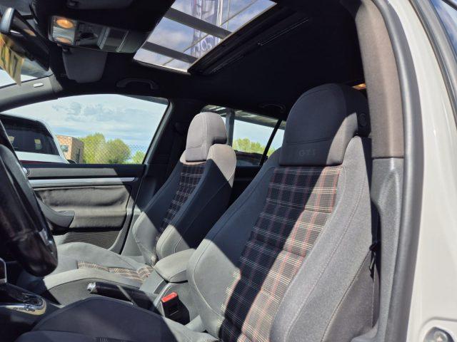 VOLKSWAGEN Golf GTI 2.0 16V TFSI 5p. DSG GTI
