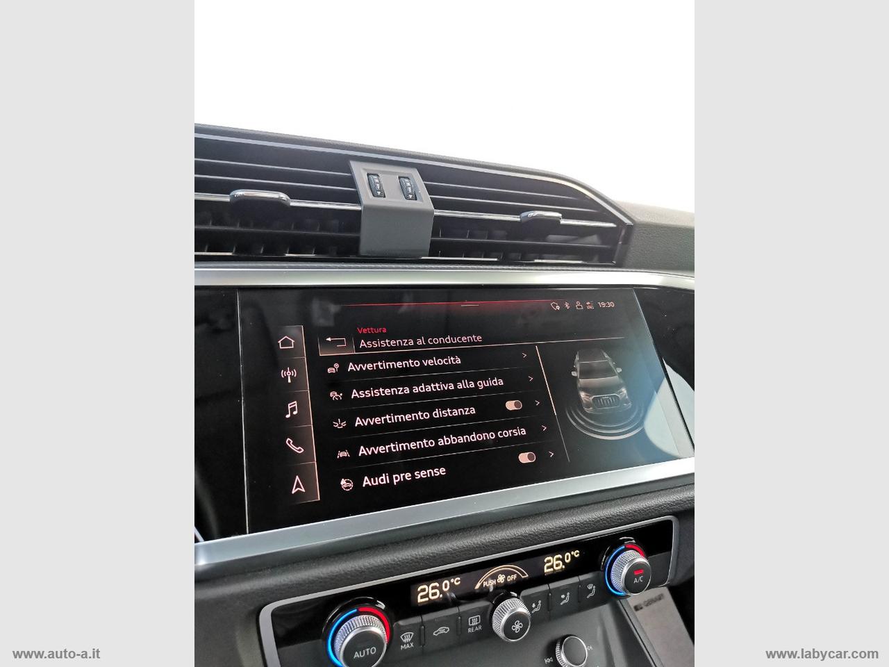 AUDI Q3 35 TDI S tronic Business Advanced