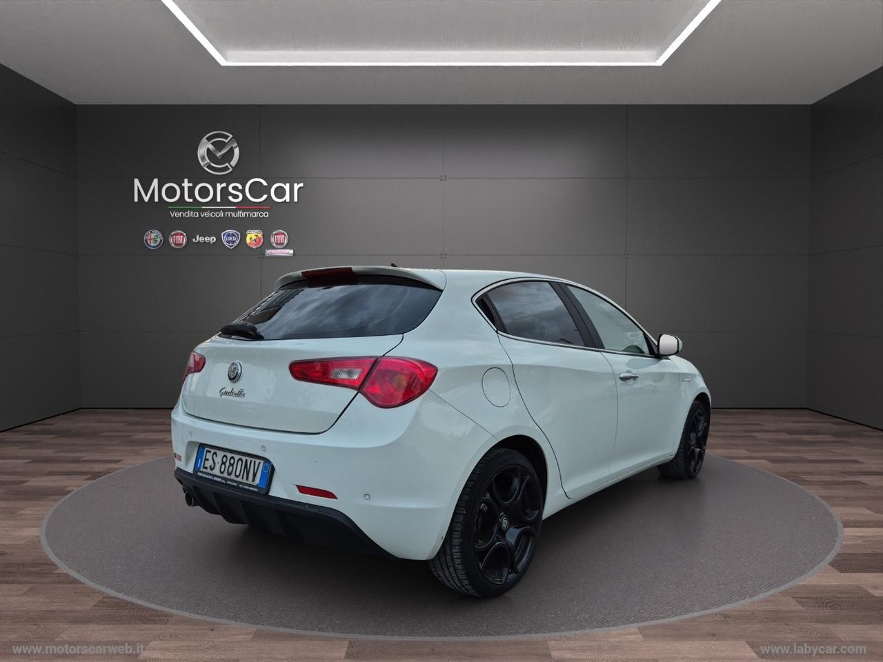 ALFA ROMEO Giulietta 1.6 JTDm-2 105 CV Distinctive