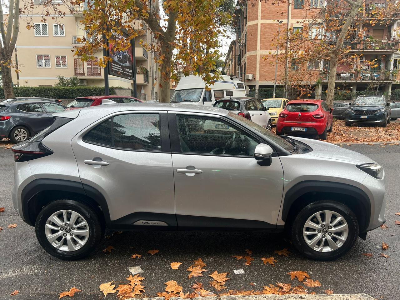 Toyota Yaris Cross 1.5 Hybrid 5p. E-CVT Business