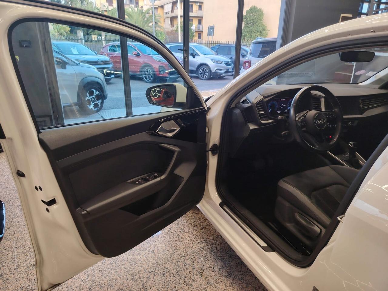 Audi A1 SPB 25 TFSI design luxury
