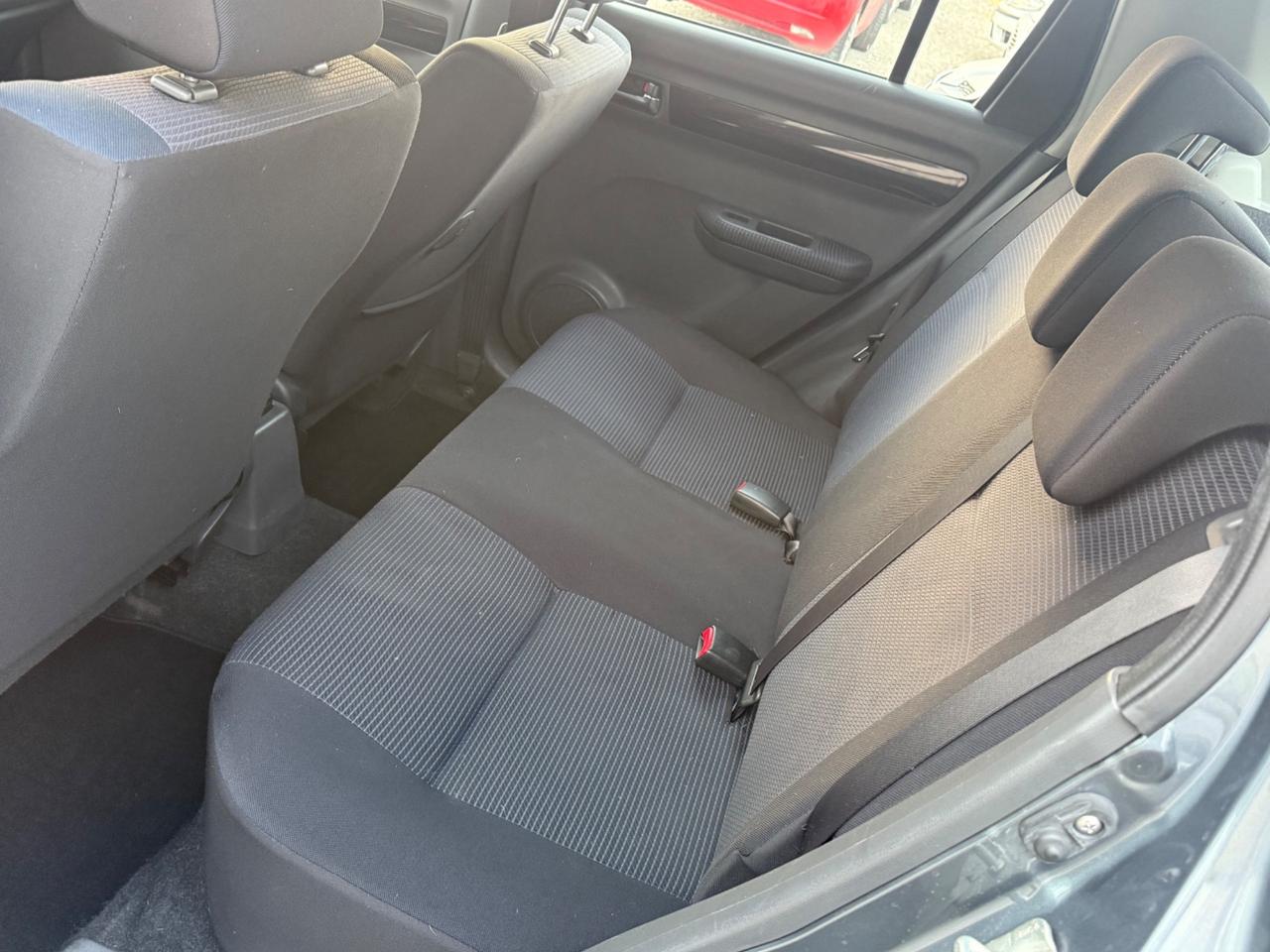 Suzuki Swift 1.3 4x4 5p. GL