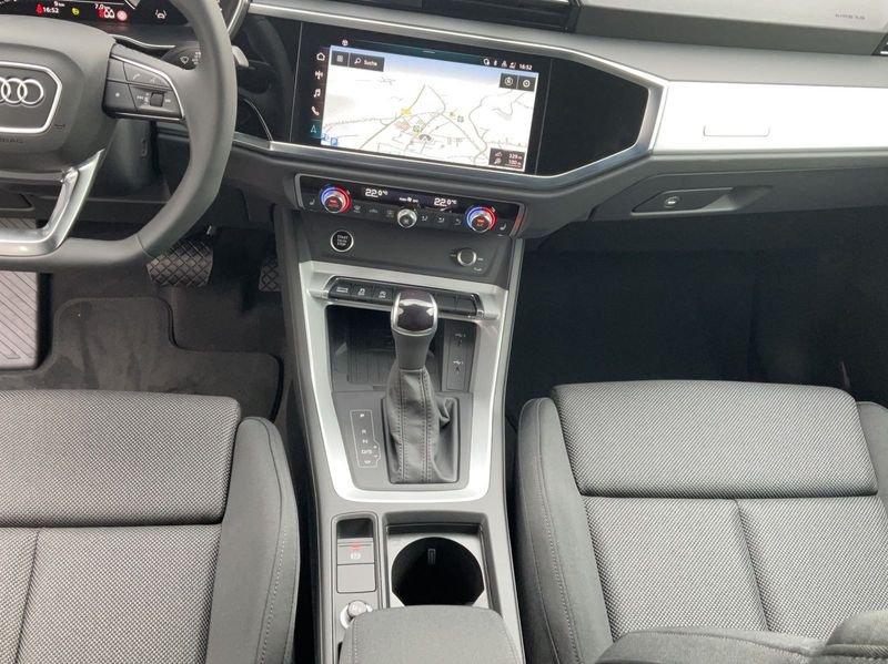 Audi Q3 35 TFSI S tronic S line black pack 19" Led Matrix Camera