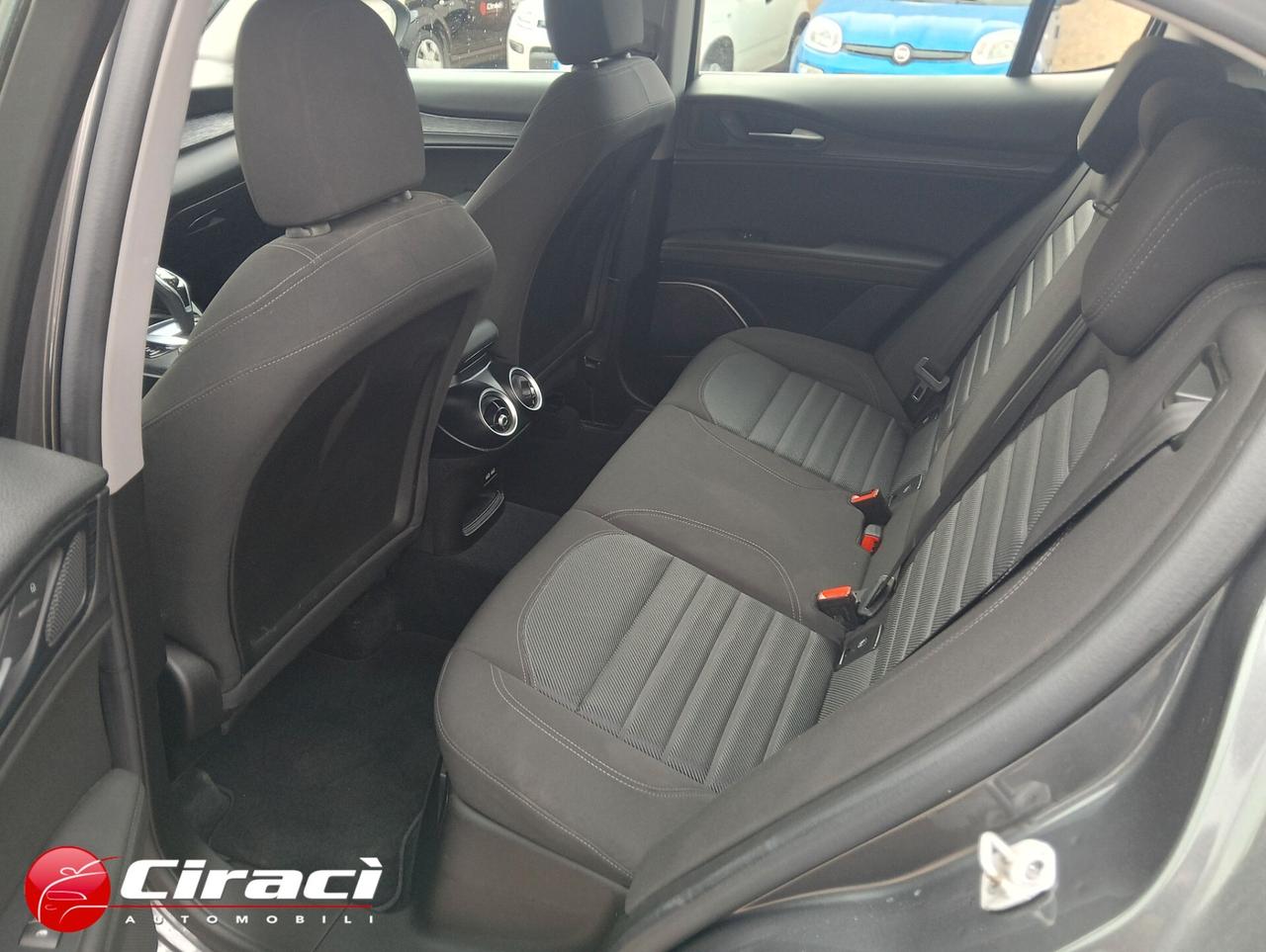 Alfa Romeo Stelvio 2.2 Turbodiesel 190 CV AT8 Q4 Business