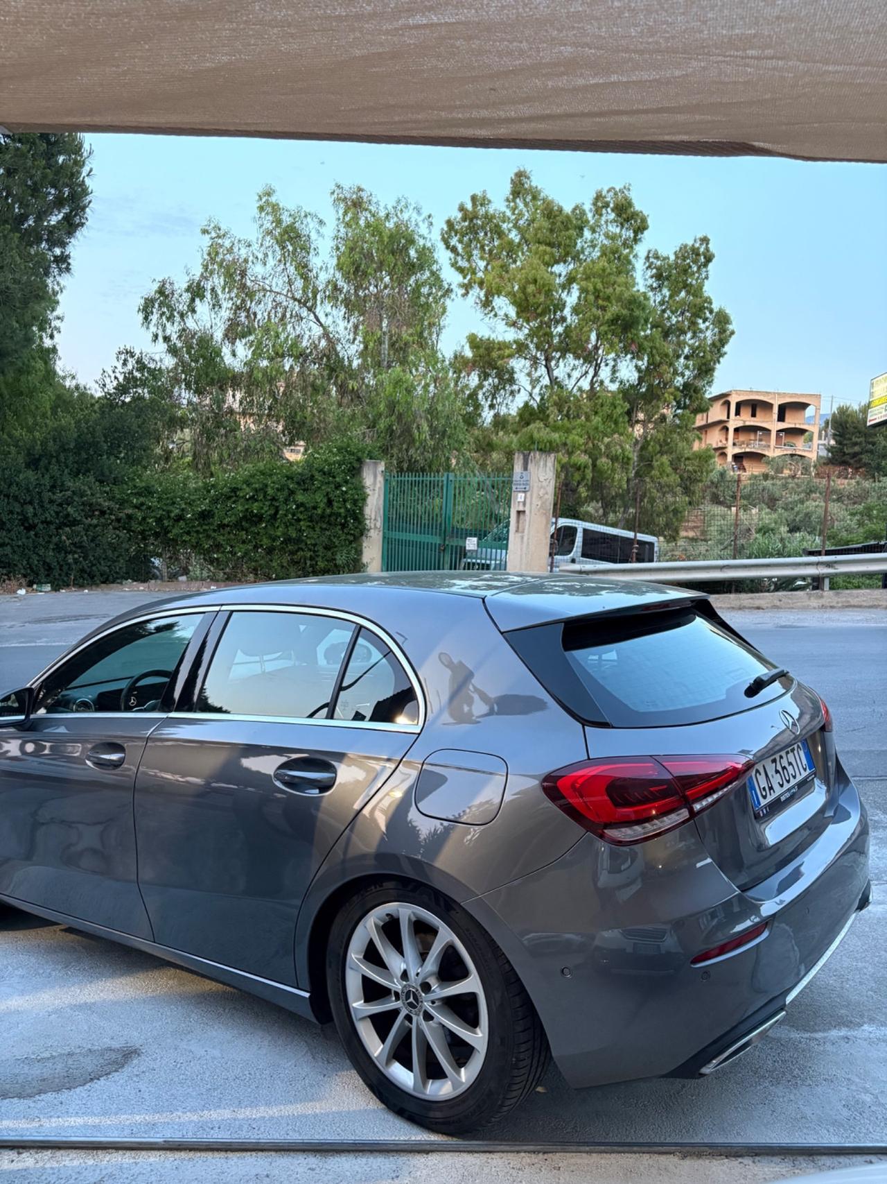 Mercedes classe A 180D Automatic luci ambient