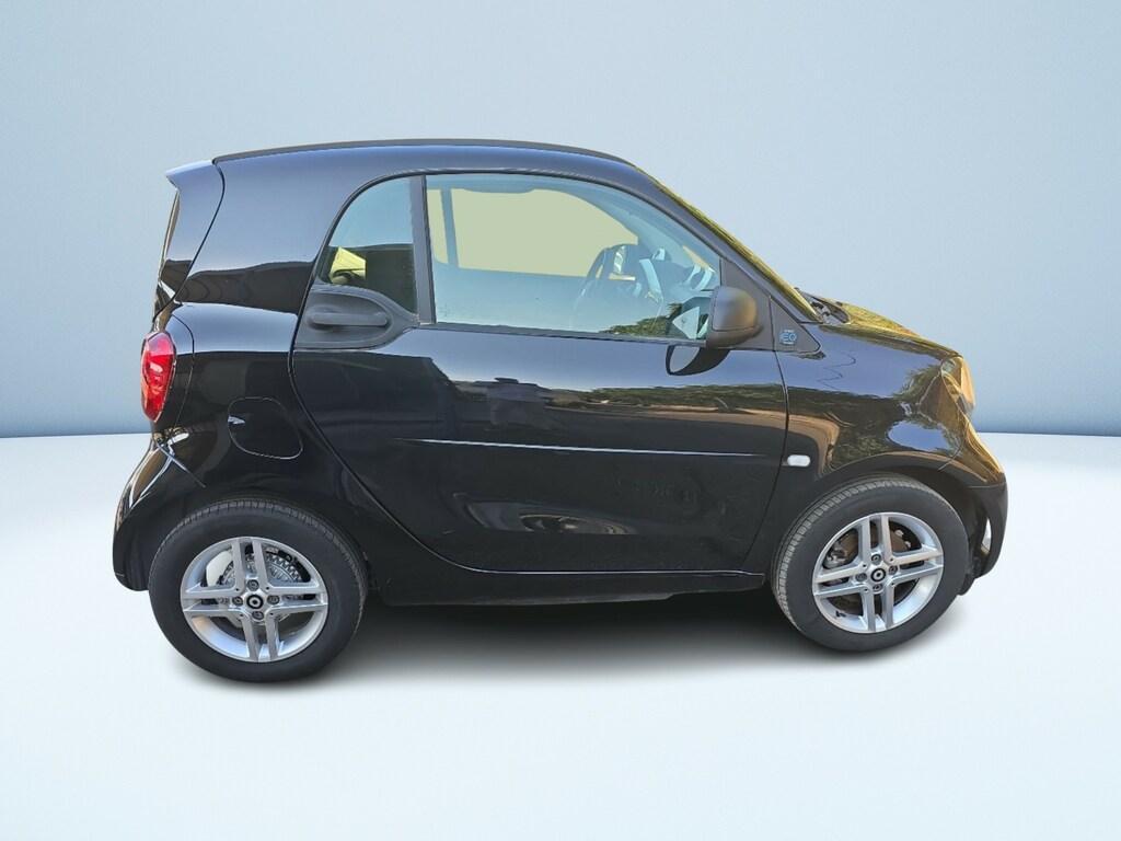 Smart fortwo EQ Pure