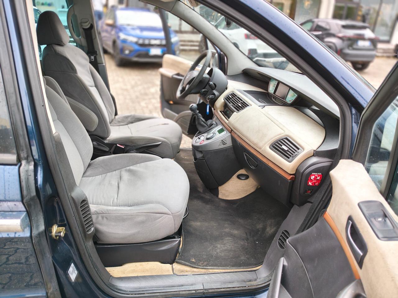 Lancia Phedra 2.2 JTD Emblema FAP