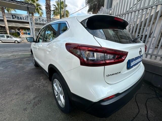 Nissan Qashqai 1.5 dCi 115 CV Business 07/2020 99.000km Bianco Perlato