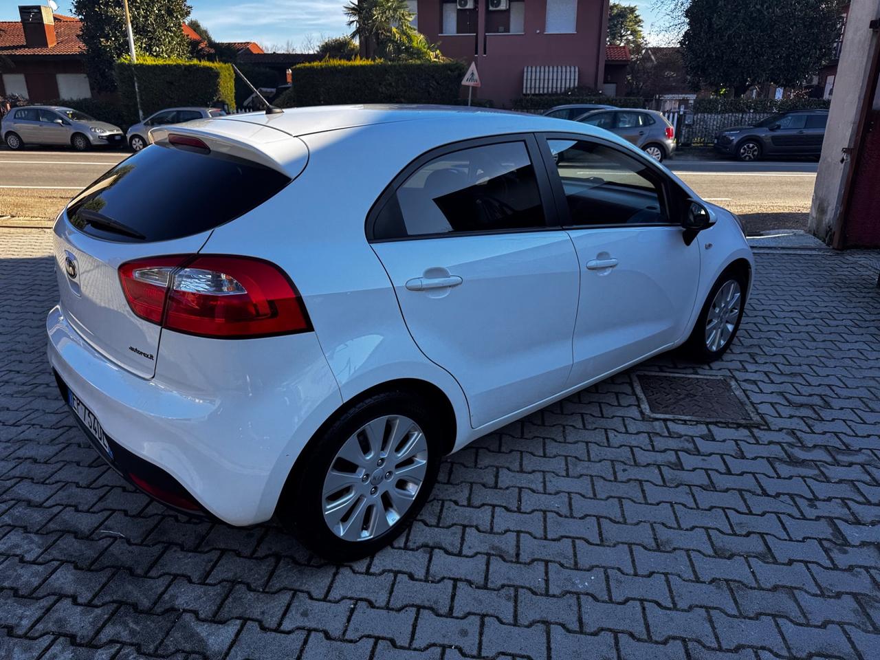 Kia Rio 1.2 CVVT 5p. EX PLUS neopatentato