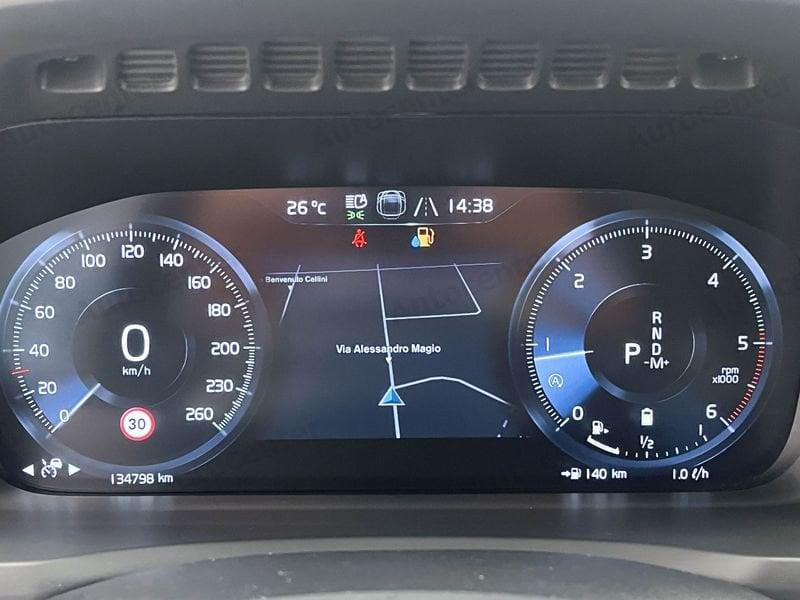 Volvo XC90 XC90 B5 (d) 235CV AWD GEARTRONIC 7 POSTI MOMENTUM PRO