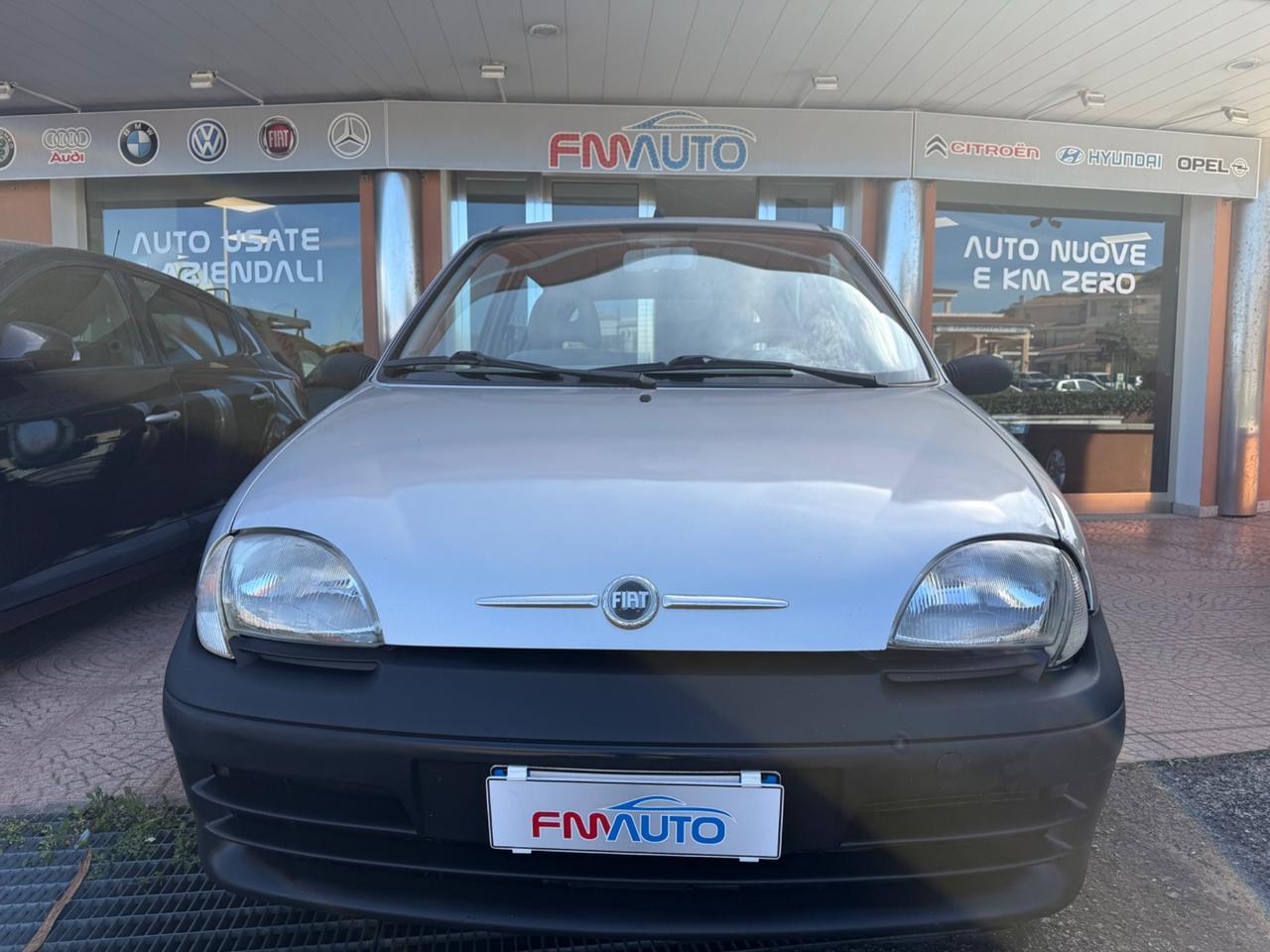 POCHISSIMI KM !!! Fiat 600 1.1 BENZINA, OK NEOPATENTATI