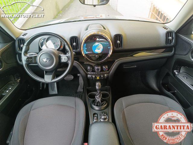 MINI Countryman Cooper SE 1.5 ALL4 STEPTRONIC Essential