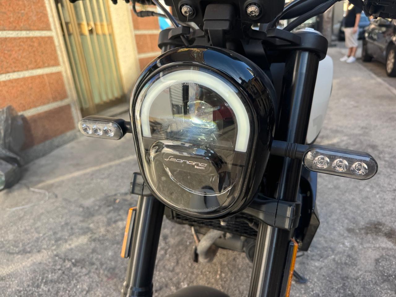 Benelli Leoncino 125 Sport