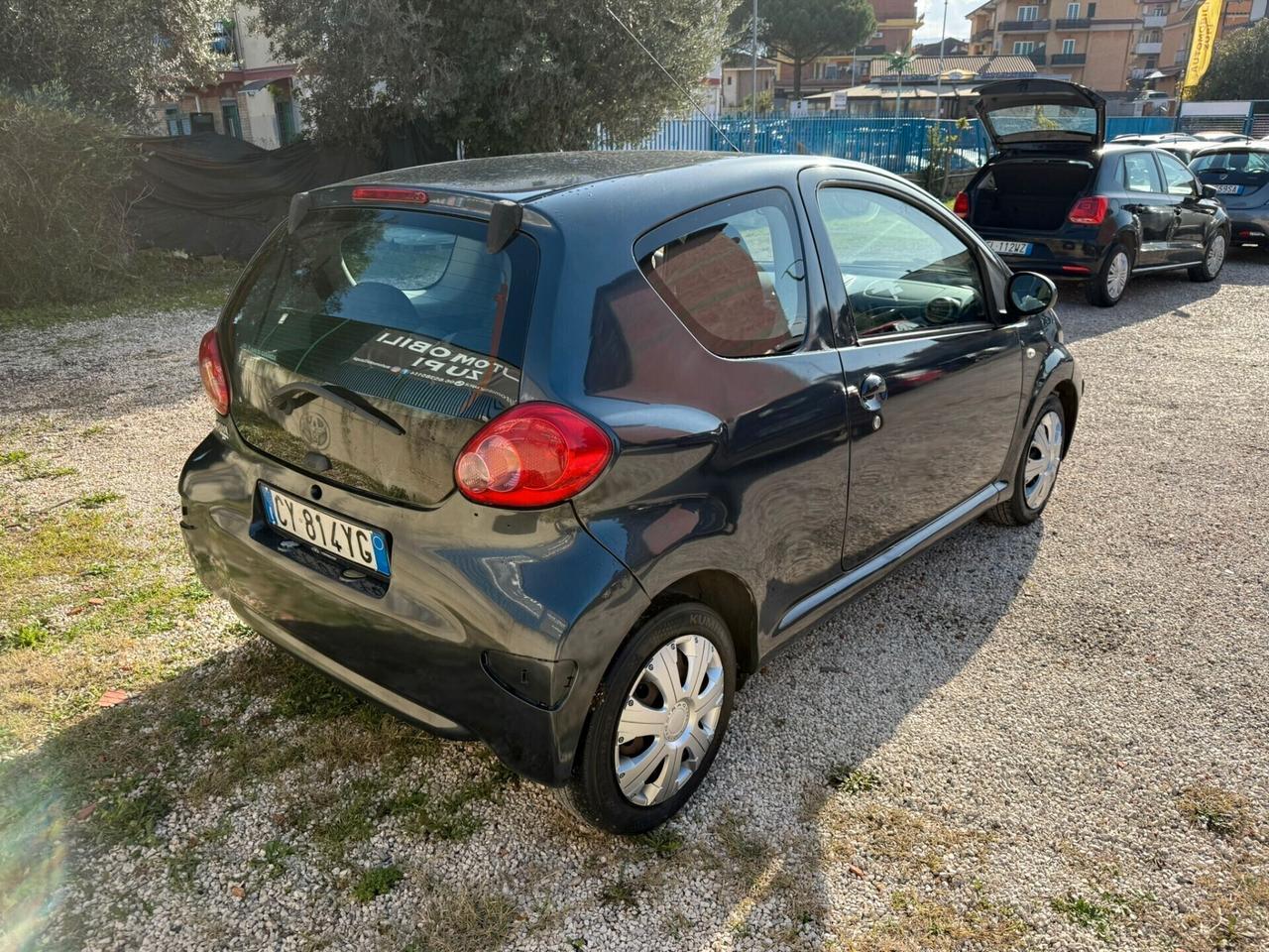 TOYOTA AYGO *ADATTA PER NEOPATENTATI