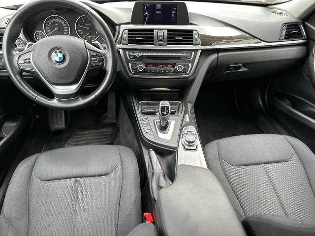 BMW 320 320d xdrive Luxury