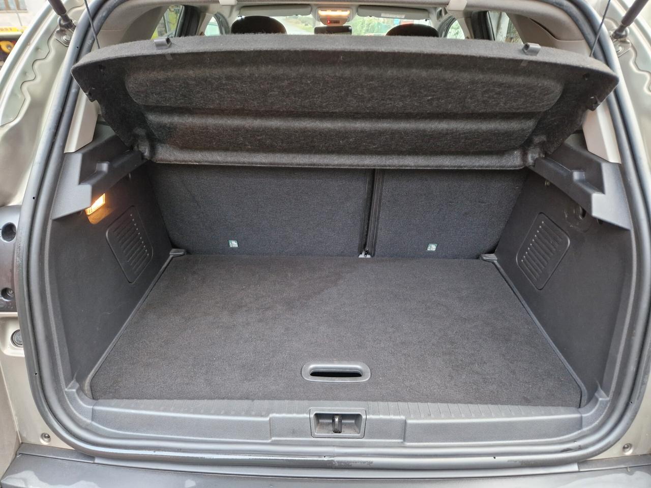 Renault Captur 0.9 90CV "49.600 km" Bluetooth, Cruise, Sensori p.