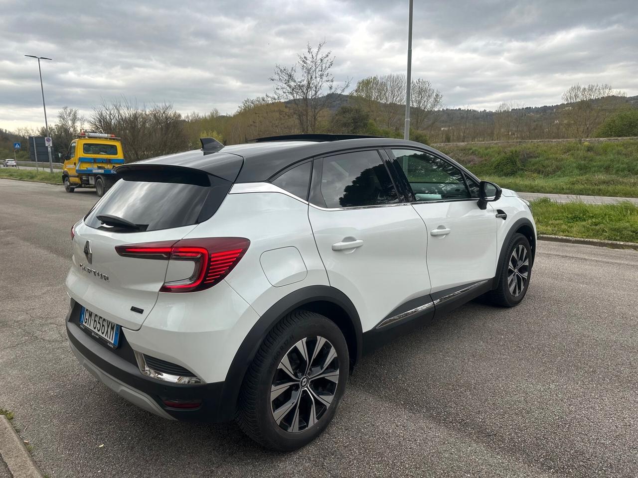 Renault Captur Full Hybrid E-Tech 145 CV Techno