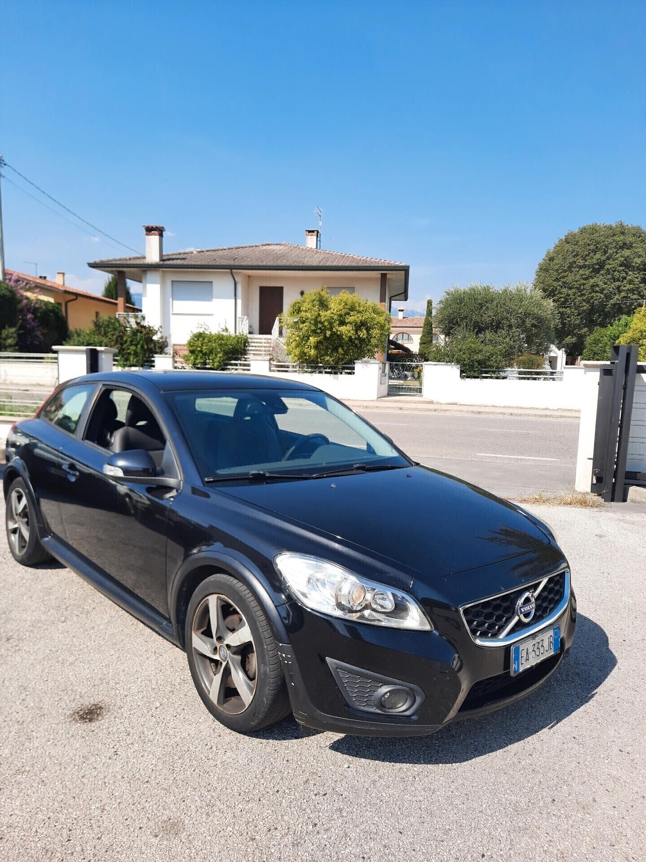 Volvo C30 D2 Momentum Ok neopatentati